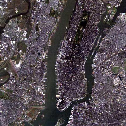 Нью-Йорк: там живёт множество людей